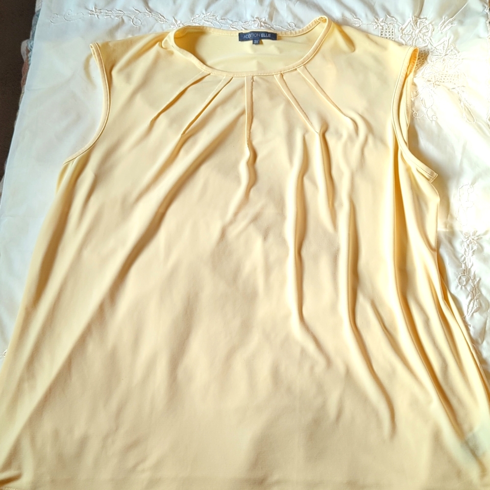 Addition Elle 3X soft yellow sleeveless shirt - Picture 2 of 6